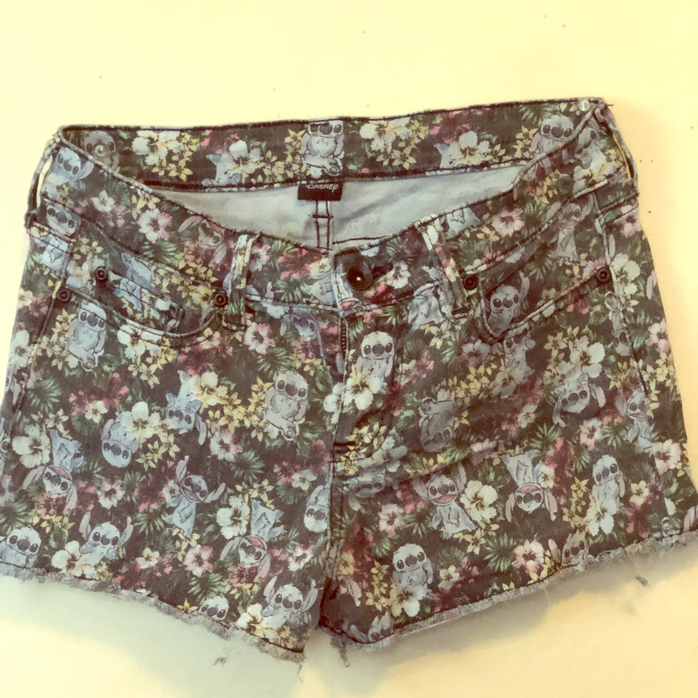 Rare LILO and Stitch Disney cutoffs